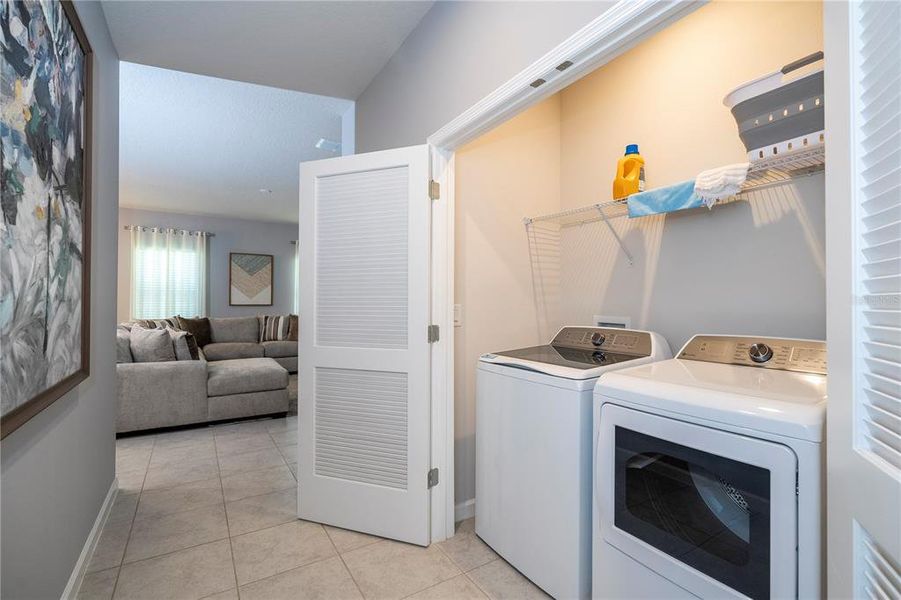 Furnished interior view inside a new home in , St. Cloud (Image 34).