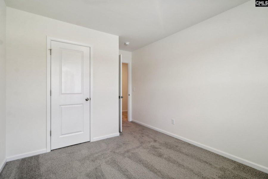 Spacious, unfurnished interior of a new home in Peachtree Hills, Lexington (Image 29).