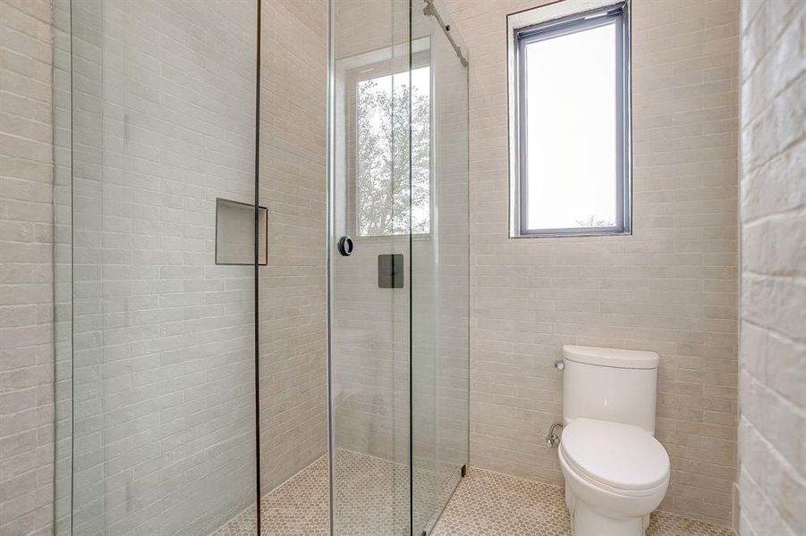 Furnished interior view inside a new home in , Weatherford (Image 29).