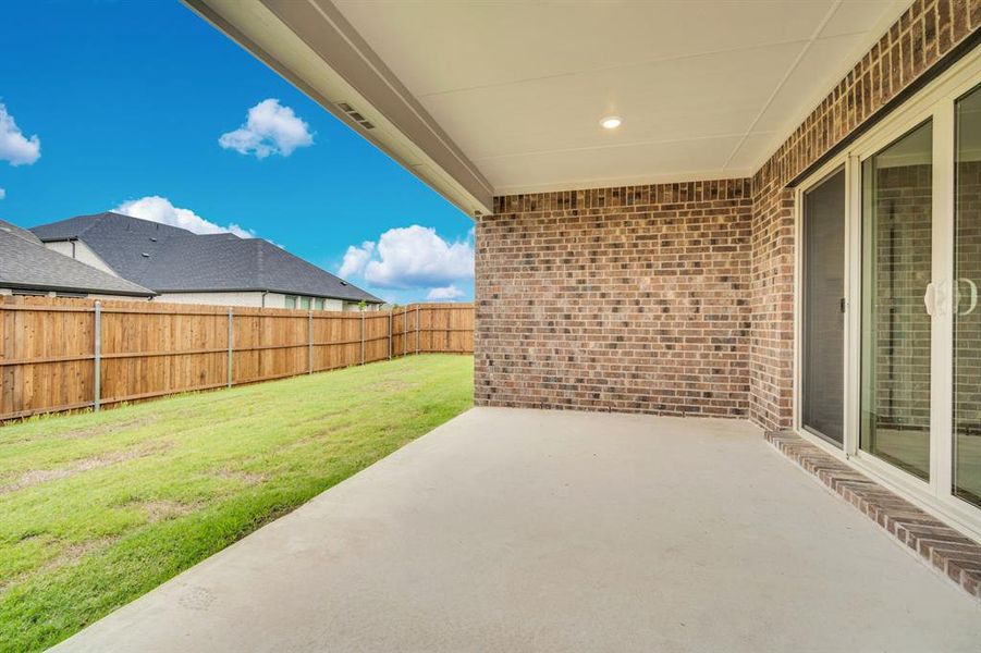 Exterior details and patio area of a home in Stonehaven, Seagoville (Image 4). Exterior details and patio area of a home in Stonehaven, Seagoville (Image 4).