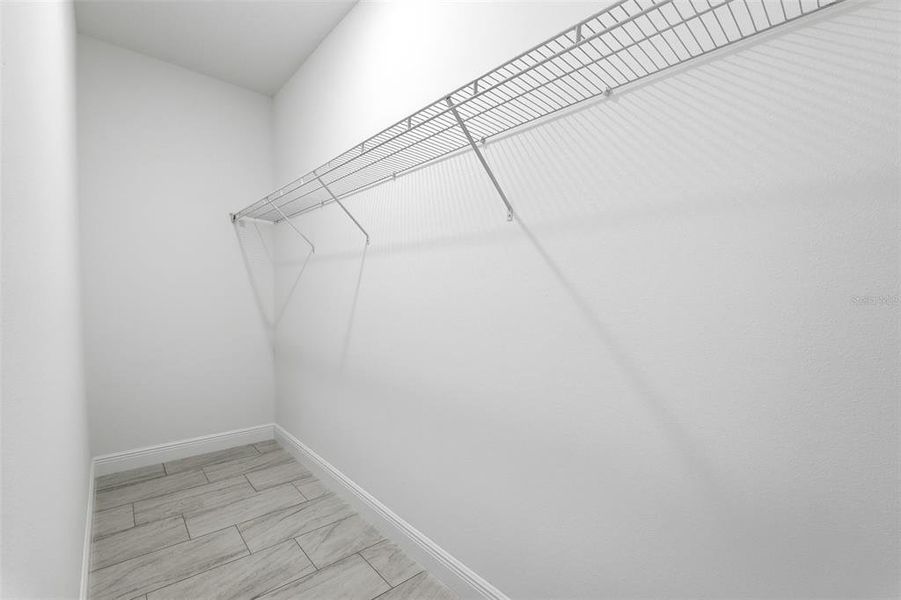 Spacious, unfurnished interior of a new home in , Ocala (Image 29).