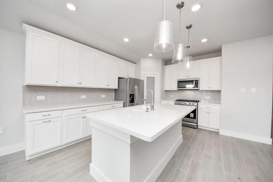 Furnished interior view inside a new home in Laurel Landing: Landmark Collection, Alvin (Image 5).