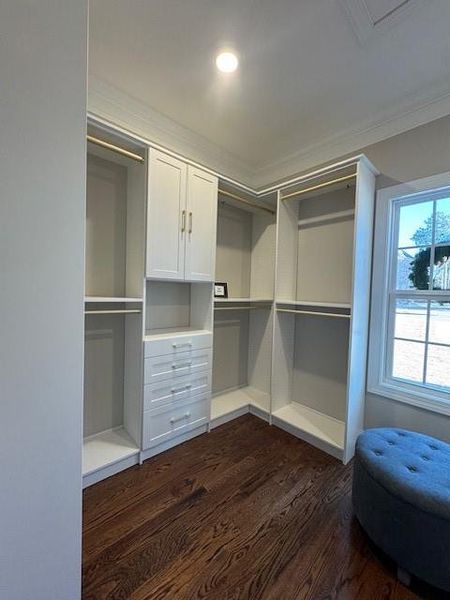 Image 69 of a home in .