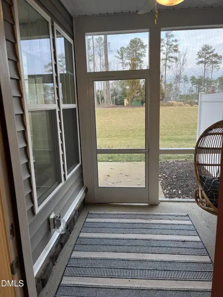 007 Waverly Screened Porch (2)