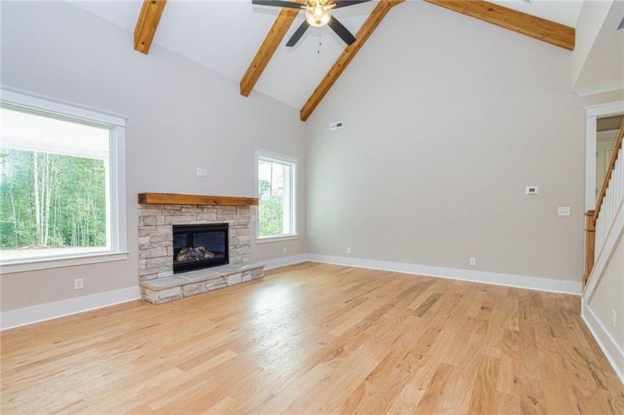 Spacious, unfurnished interior of a new home in Platinum Ridge, Sharpsburg (Image 27).