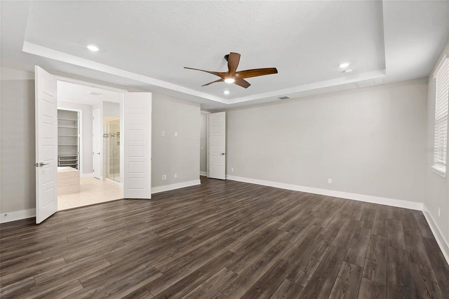 Spacious, unfurnished interior of a new home in , Winter Garden (Image 67).