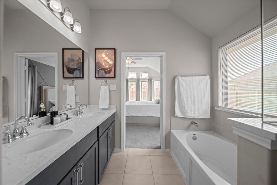 Furnished interior view inside a new home in The Meadows at Imperial Oaks 40', Conroe (Image 8).