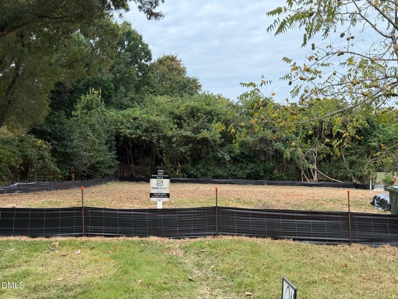 C3062E2D-9C9F-4D70-981D-B95E70E0DCEA