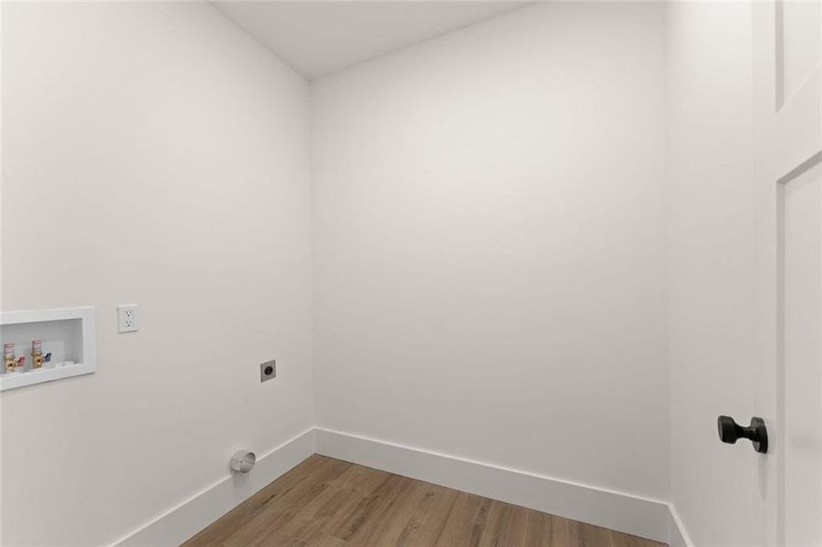 Spacious, unfurnished interior of a new home in , Dawsonville (Image 22). Spacious, unfurnished interior of a new home in , Dawsonville (Image 22).