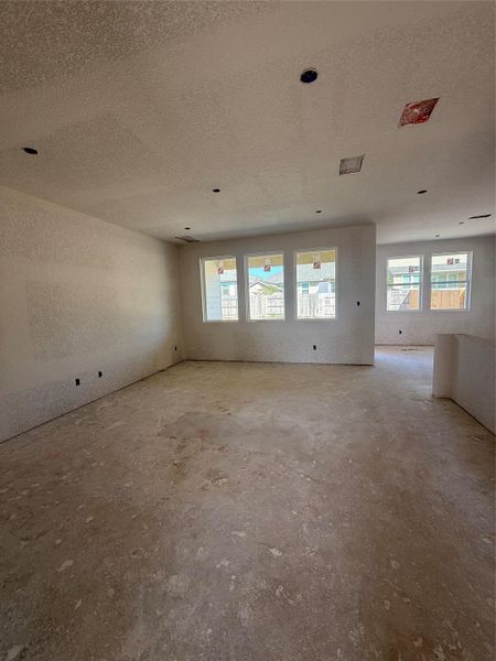 Spacious, unfurnished interior of a new home in Berry Creek Highlands, Georgetown (Image 26). Spacious, unfurnished interior of a new home in Berry Creek Highlands, Georgetown (Image 26).