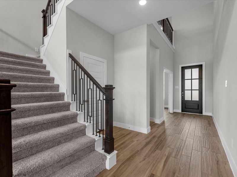 Spacious, unfurnished interior of a new home in Clopton Farms, Montgomery (Image 19).