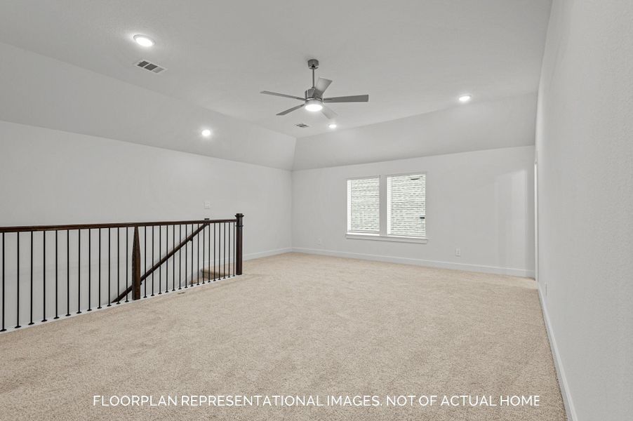 Spacious, unfurnished interior of a new home in Sorella, Tomball (Image 14).