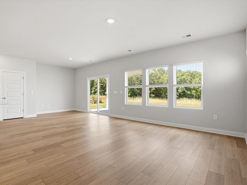 Spacious, unfurnished interior of a new home in Village at White Pine, Pendleton (Image 11). Spacious, unfurnished interior of a new home in Village at White Pine, Pendleton (Image 11).
