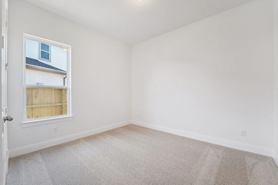 Spacious, unfurnished interior of a new home in Meridiana 70', Manvel (Image 28).