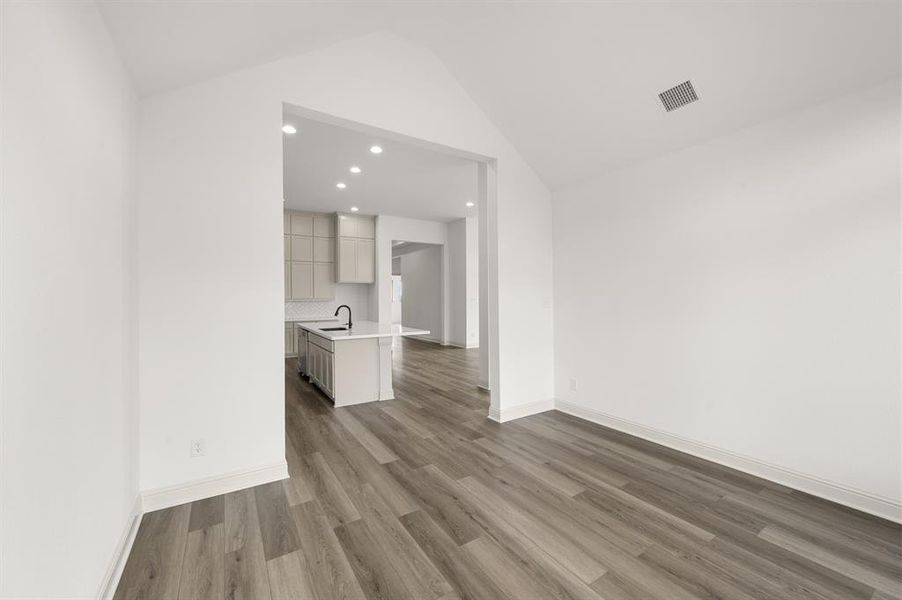 3043 Farmhouse- Dining-2