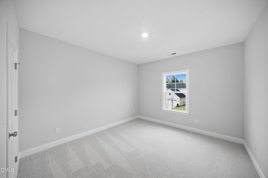 SUN_Everlee_Pic_TryonIII_QMI_217_Bed2_1o