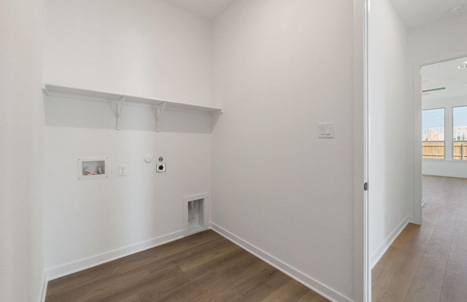 Spacious, unfurnished interior of a new home in Kuempel Estates, Pflugerville (Image 24). Spacious, unfurnished interior of a new home in Kuempel Estates, Pflugerville (Image 24).