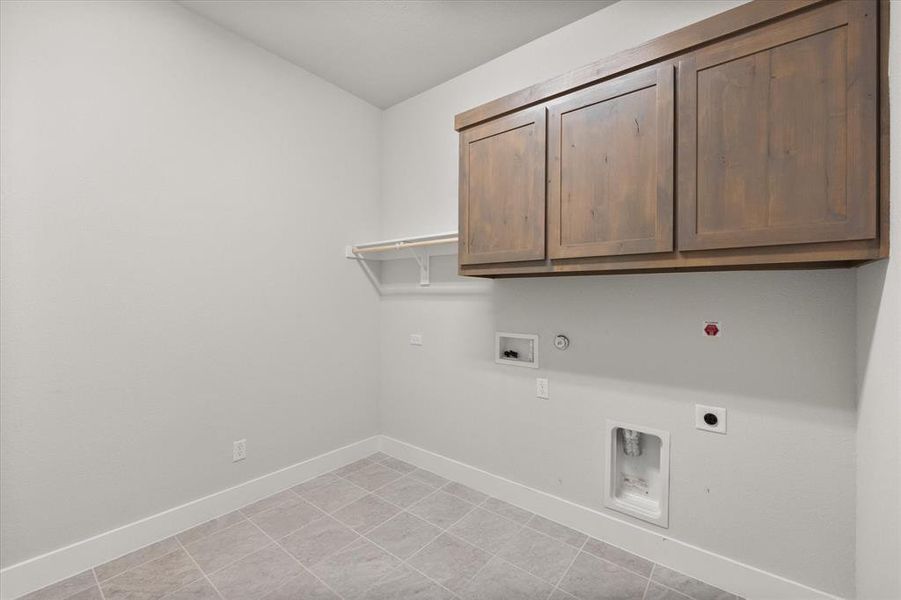 Spacious, unfurnished interior of a new home in , Midlothian (Image 28). Spacious, unfurnished interior of a new home in , Midlothian (Image 28).