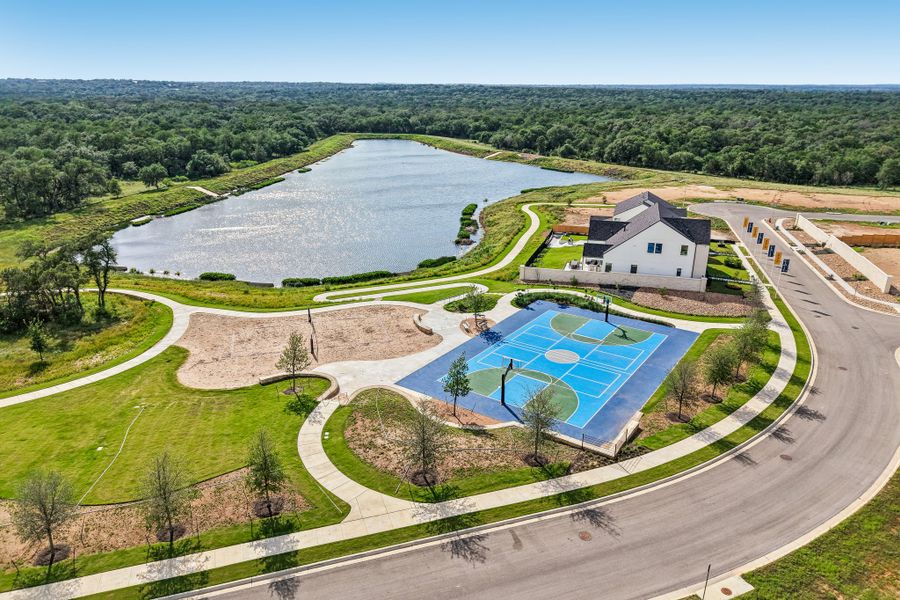 Community amenities in Freedom at Anthem, Mountain City (Image 12).
