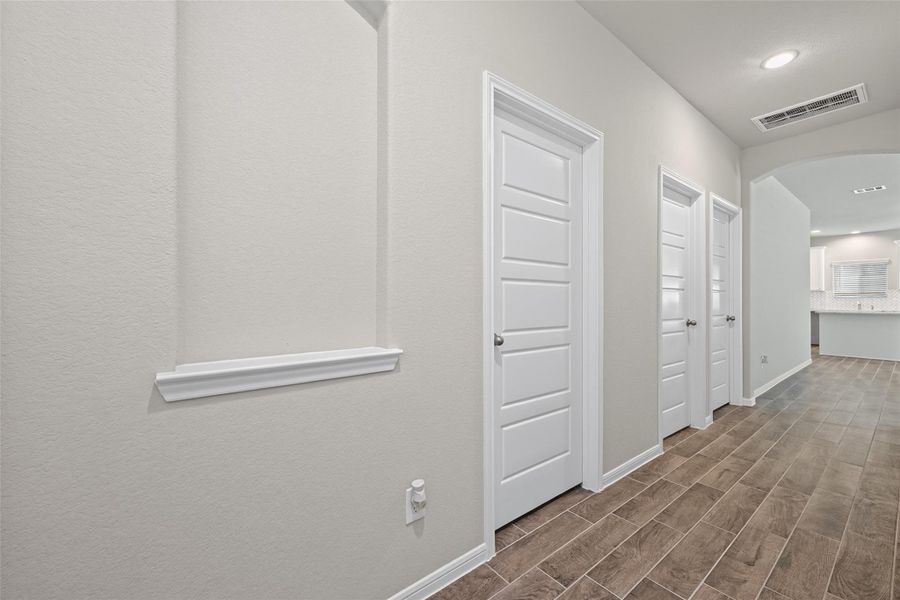 Spacious, unfurnished interior of a new home in Woodland Lakes, Huffman (Image 23).