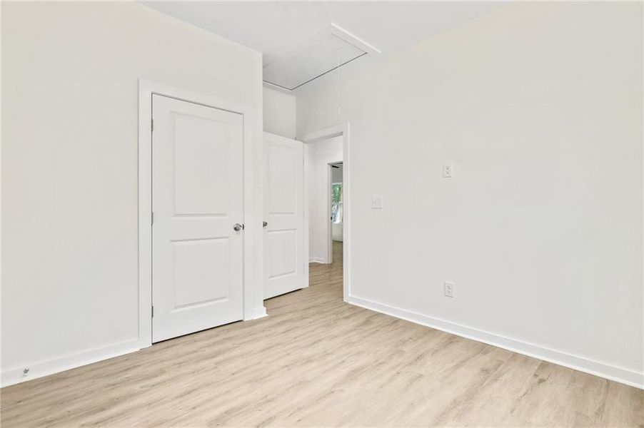 Spacious, unfurnished interior of a new home in , Cedartown (Image 17).