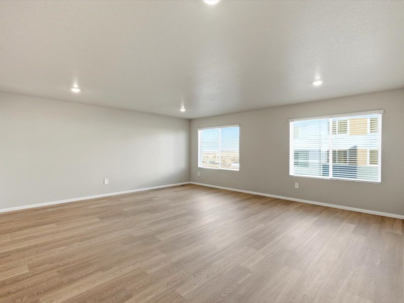 Spacious, unfurnished interior of a new home in Three Hills, Morrison (Image 10).