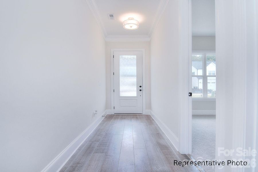 Spacious, unfurnished interior of a new home in Edmunds Farm, Clover (Image 36).