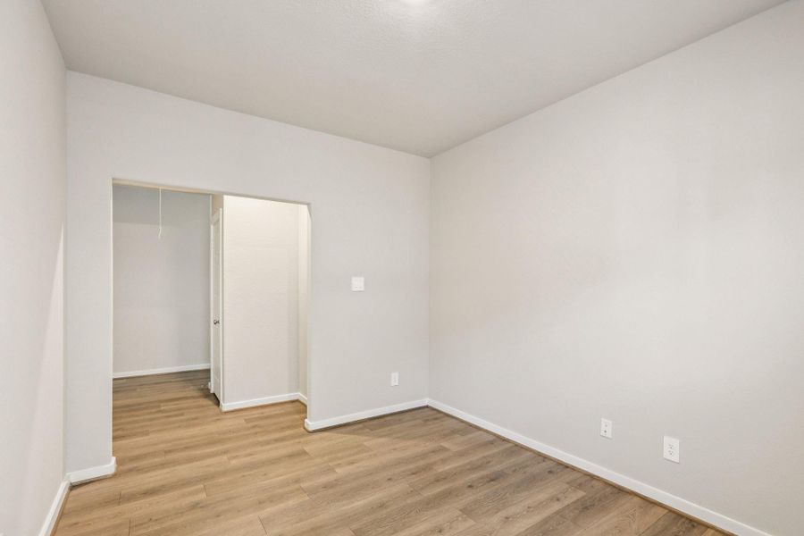 Spacious, unfurnished interior of a new home in Pine Lake Cove - Premier Series, Montgomery (Image 20).