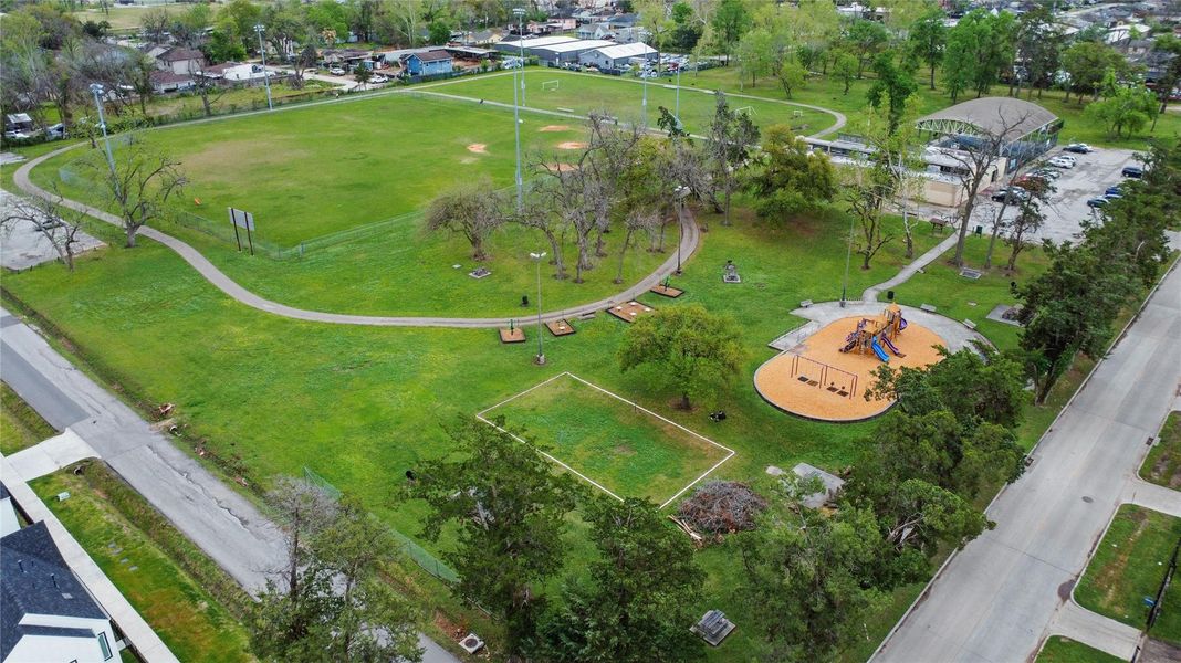 Community amenities in , Houston (Image 34). Community amenities in , Houston (Image 34).