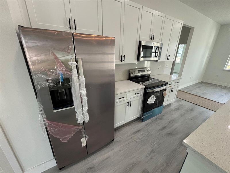 Furnished interior view inside a new home in , Ocala (Image 8).