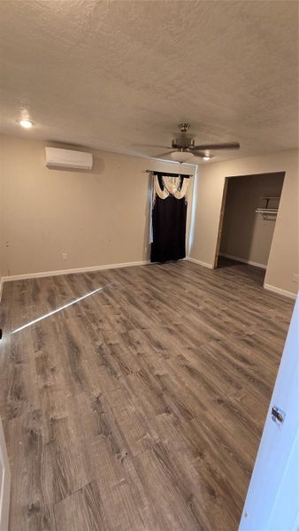 Spacious, unfurnished interior of a new home in , Cleveland (Image 14).