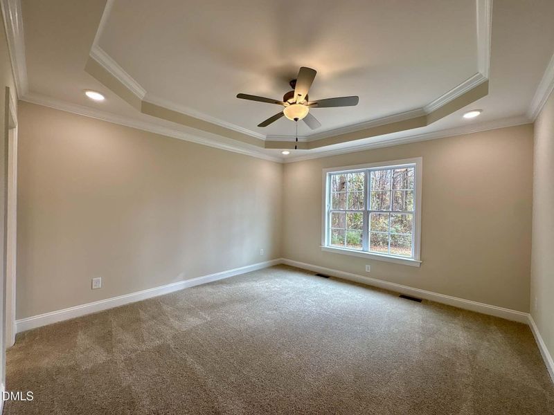 b4eff4e8-8082-4823-8445-6b13e3b6d35e