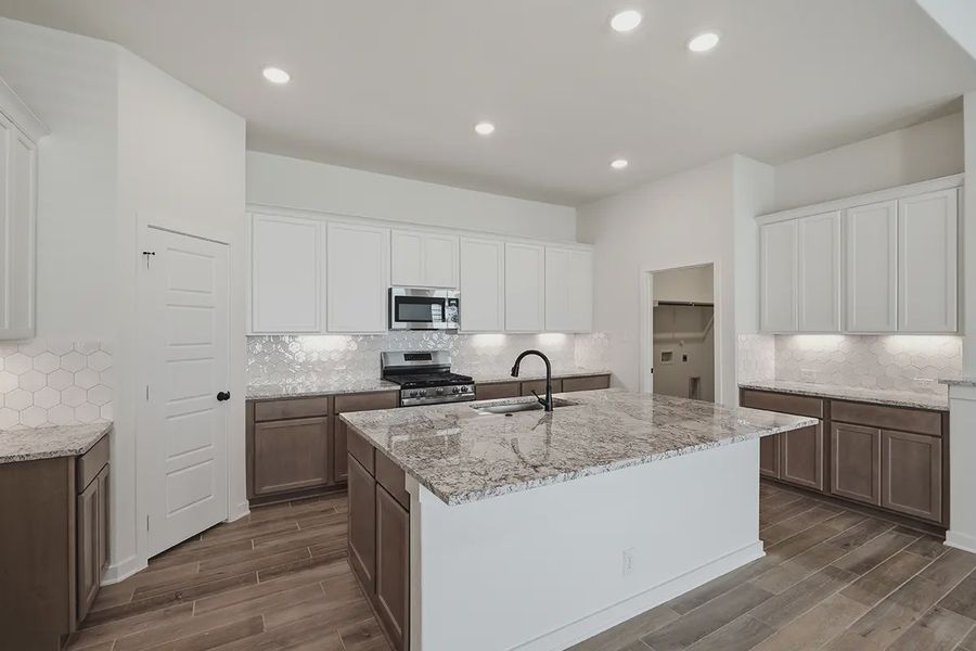 Furnished interior view inside a new home in The Crossvine, Schertz (Image 5). Furnished interior view inside a new home in The Crossvine, Schertz (Image 5).