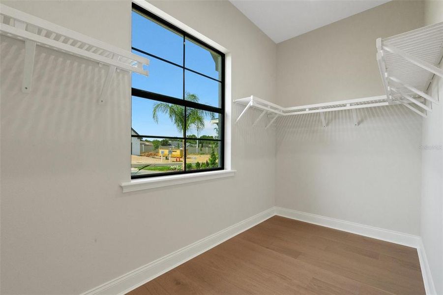 Spacious, unfurnished interior of a new home in , Lakeland (Image 34).