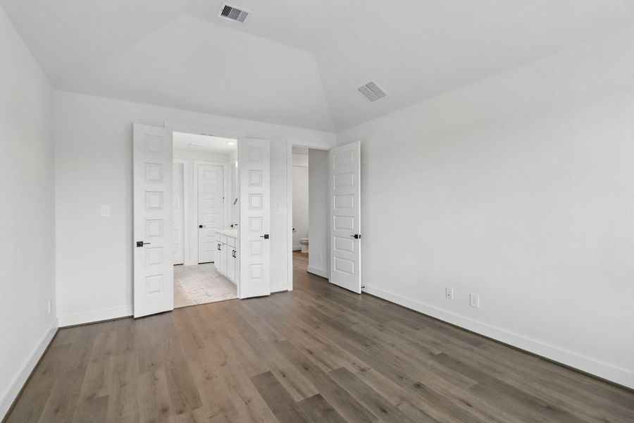 Spacious, unfurnished interior of a new home in Kingdom Heights, Rosenberg (Image 24). Spacious, unfurnished interior of a new home in Kingdom Heights, Rosenberg (Image 24).