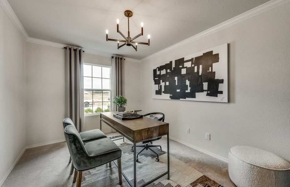 Representative furnished interior of a home built from the Mesilla by Centex in Cottonwood Creek, Howe (Image 17).