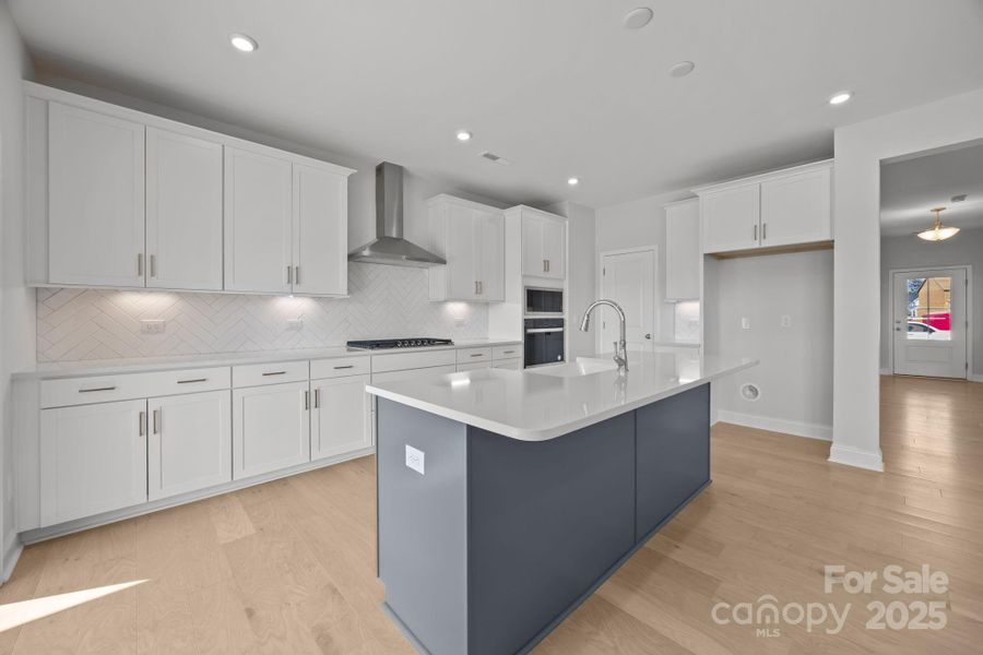 Large Walk-in Pantry