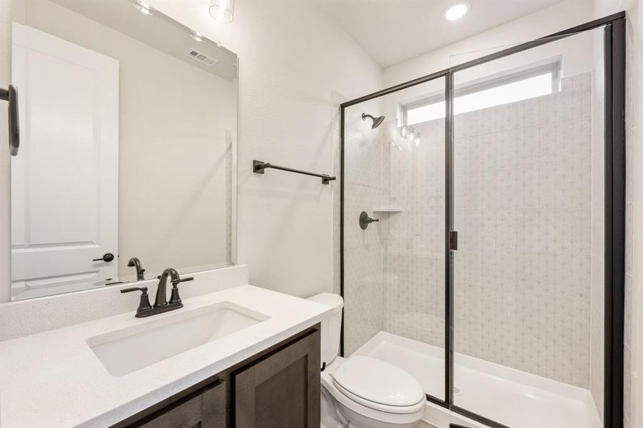 Furnished interior view inside a new home in Creekview Meadows, Pilot Point (Image 11).