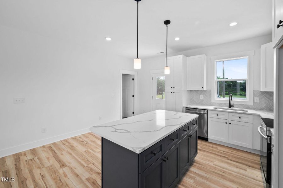 24-web-or-mls-50-southern-village-dr