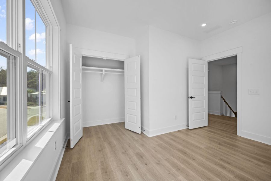 Spacious, unfurnished interior of a new home in , Johns Island (Image 46).