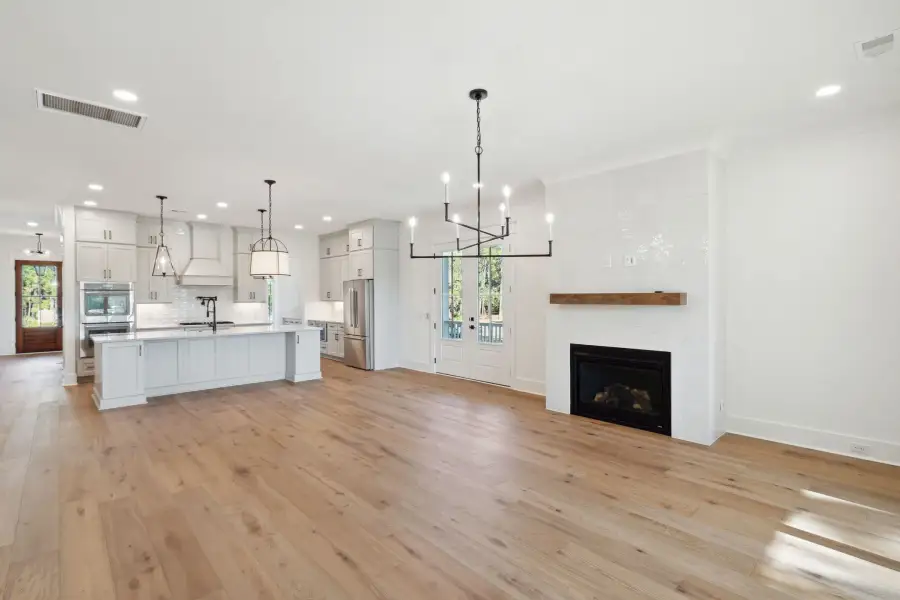 4br New Home in Hollywood, SC.  - Slide 15