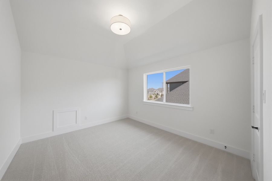 Spacious, unfurnished interior of a new home in Estates at Rockhill, Frisco (Image 35). Spacious, unfurnished interior of a new home in Estates at Rockhill, Frisco (Image 35).