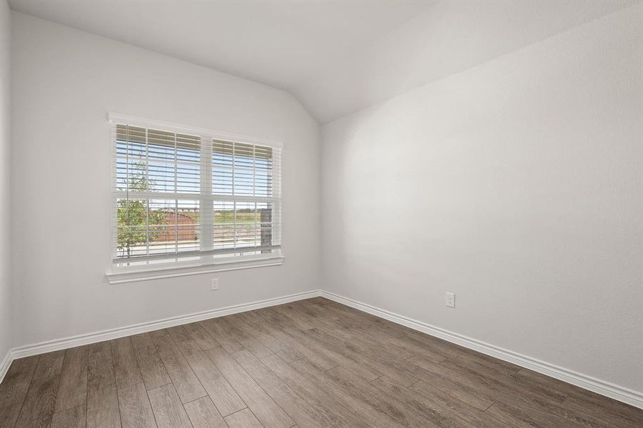 Spacious, unfurnished interior of a new home in Burgess Meadows, Cleburne (Image 20).