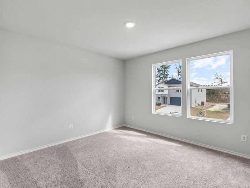 Spacious, unfurnished interior of a new home in Shirey Forest - Branches, Lufkin (Image 18).