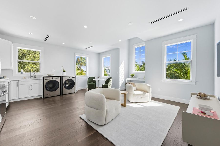 Furnished interior view inside a new home in , Palm Beach Gardens (Image 30).