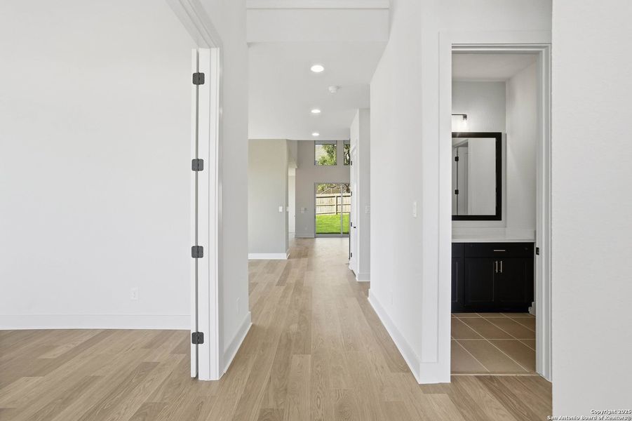 Spacious, unfurnished interior of a new home in Kinder Ranch 70's, San Antonio (Image 47). Spacious, unfurnished interior of a new home in Kinder Ranch 70's, San Antonio (Image 47).