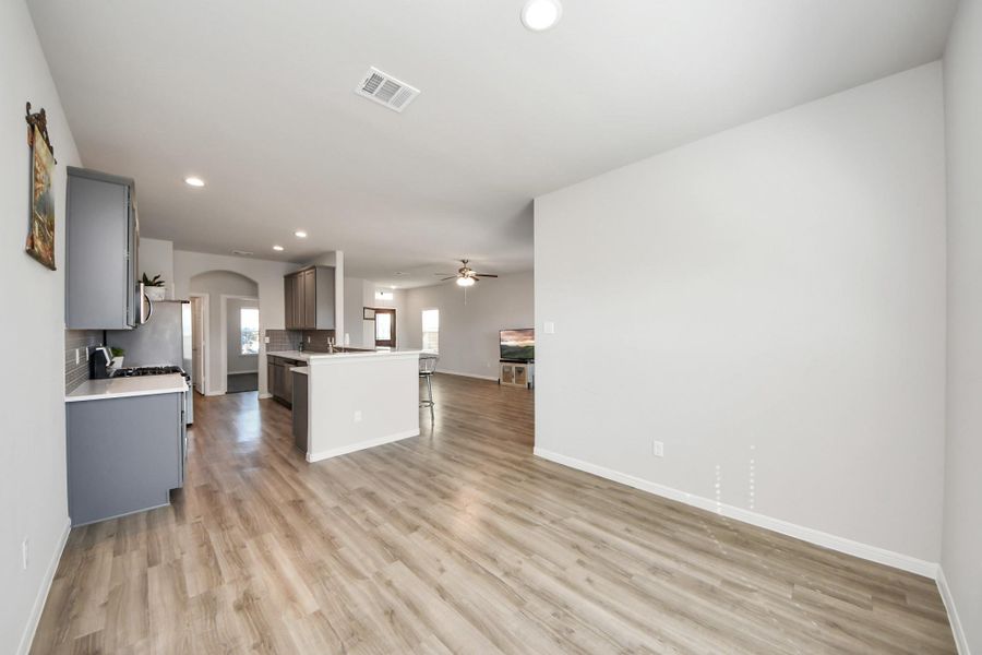 Spacious, unfurnished interior of a new home in Cypress Green, Hockley (Image 27). Spacious, unfurnished interior of a new home in Cypress Green, Hockley (Image 27).