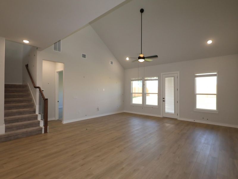 Spacious, unfurnished interior of a new home in Edgewood, Leander (Image 23). Spacious, unfurnished interior of a new home in Edgewood, Leander (Image 23).