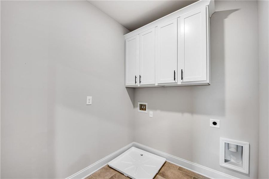 Spacious, unfurnished interior of a new home in Hidden Fields, Hoschton (Image 35).