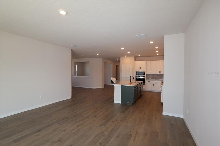 Image 17 of a home in Eastlyn.